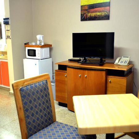 סן חרמן Hostal Universitario מראה חיצוני תמונה