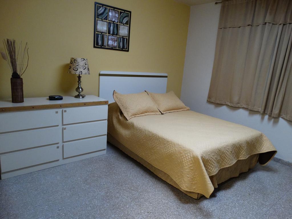 סן חרמן Hostal Universitario מראה חיצוני תמונה