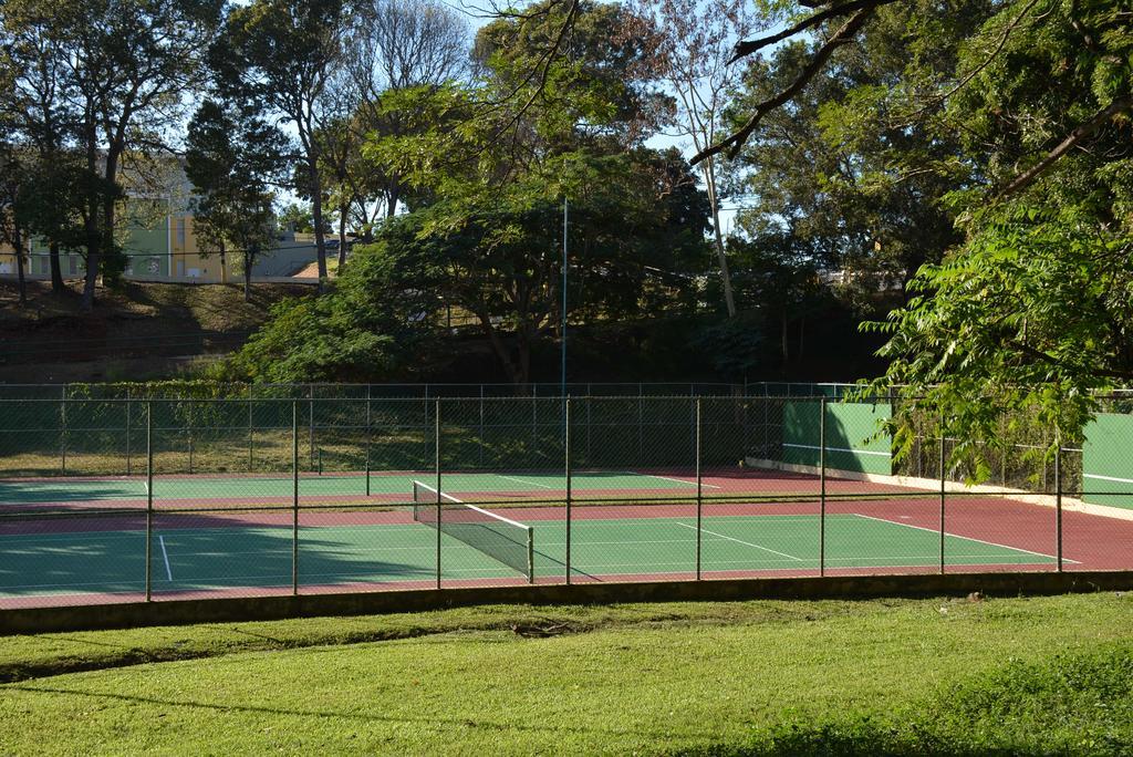 סן חרמן Hostal Universitario מראה חיצוני תמונה