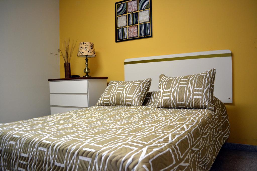 סן חרמן Hostal Universitario מראה חיצוני תמונה