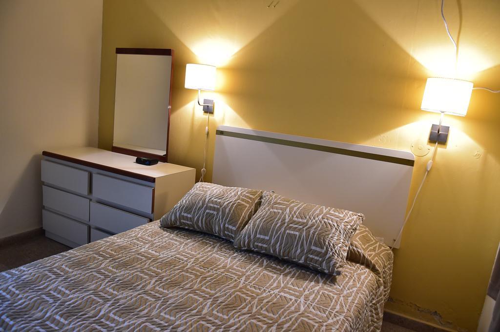 סן חרמן Hostal Universitario מראה חיצוני תמונה